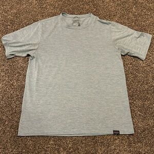~Patagonia~ Capilene Cool Daily Performance Shirt Size Small